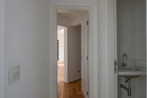 ME3083020
