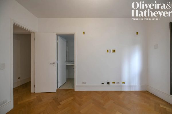 ME3083034